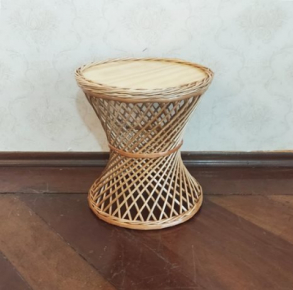 310577 - MESA AMPULHETA DE VIME P 39X39X42CM