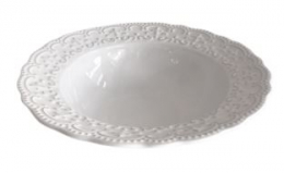 260109 - TIGELA BRANCA ARABESCOS PORCELANA 36X10CM